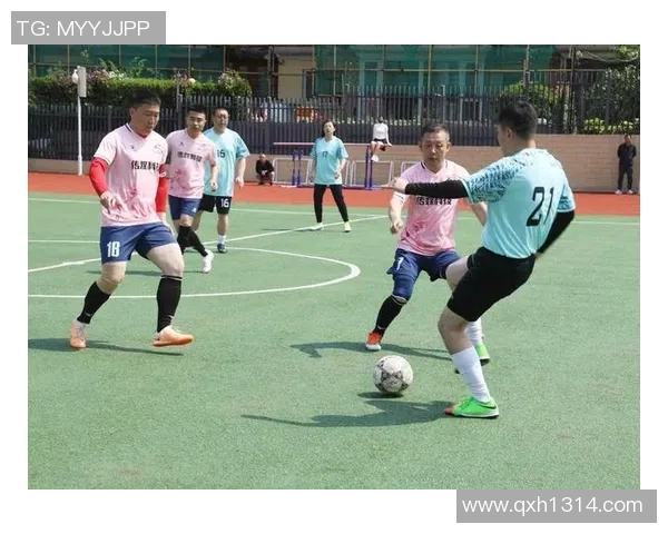 波拉西足球的崛起与发展探索：从草根到职业联赛的传奇之路